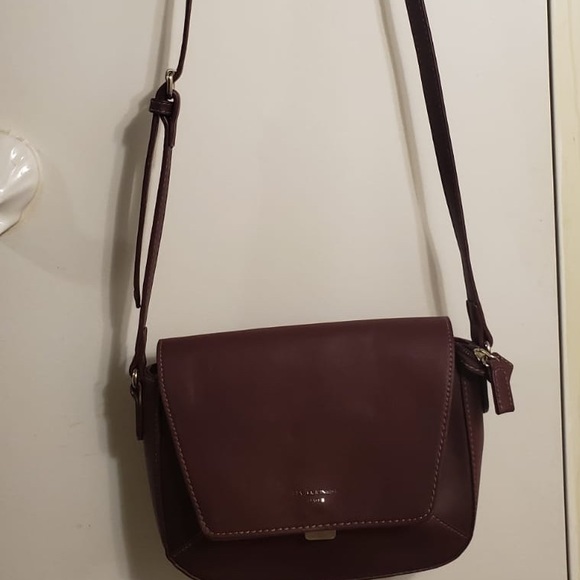 David Jones Deep Burgundy Crossbody Bag - Picture 4 of 5
